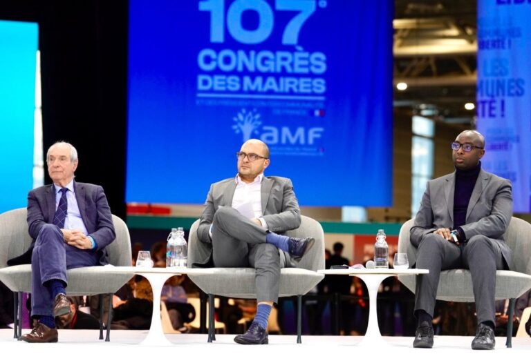 Le Président et le directeur de l’AMF93 étaient présents au congrès des maires 2025 afin de représenter la Seine-Saint-Denis.